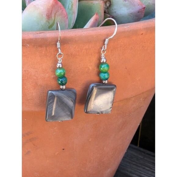 Sterling Silver Labradorite Earrings, Vintage Mystical Earrings - Picture 6 of 10